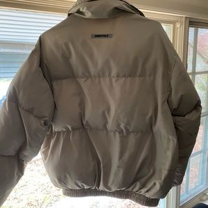 Fear Of God Essentials Puffer Jacket XS